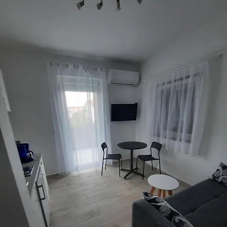 Matkovic Apartman Vir